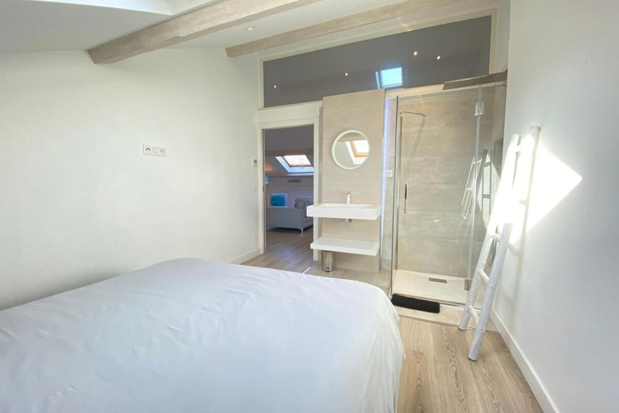 Modern & Bright 4-Room Apartment In Cannes Banane Eksteriør bilde