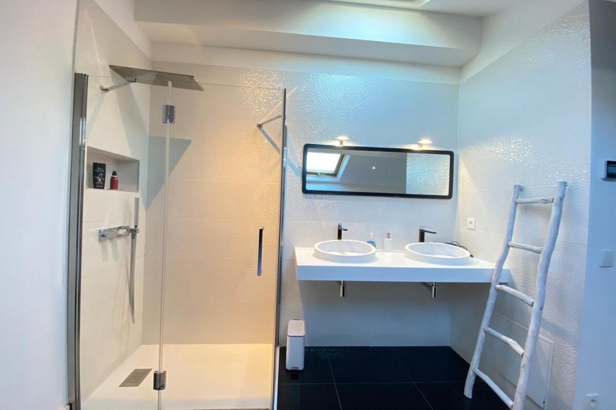 Modern & Bright 4-Room Apartment In Cannes Banane Eksteriør bilde